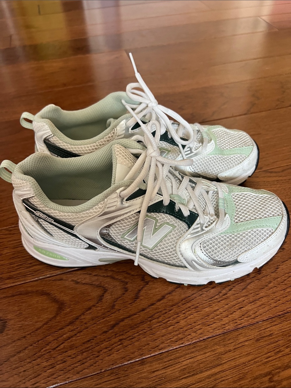Women’s New Balance 530